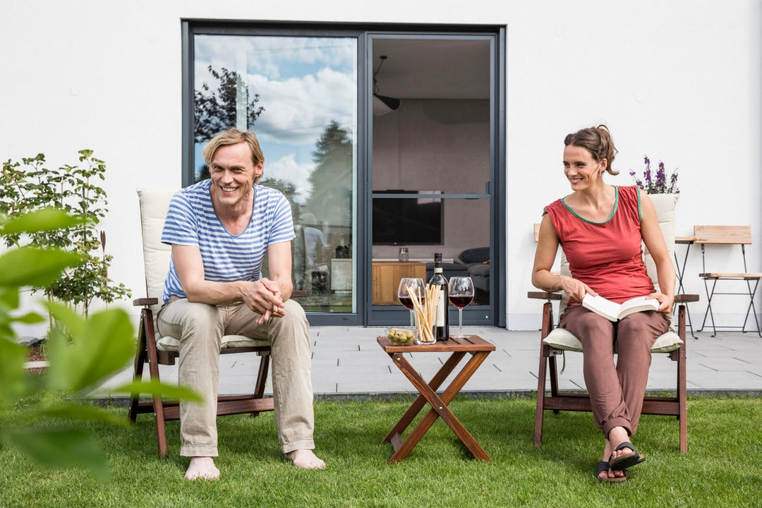 6 Top-Mückengitter für Fenster (inkl. Tipps von Insektenschutz-Experten)