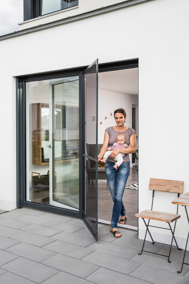 Neher Fliegengitter Drehtür DT3/6 AMB, montiert auf Montageblendrahmen, für Terrasse und Balkon, nach außen öffnend, leises Schließen, Online-Shop Insekten bleiben draussen